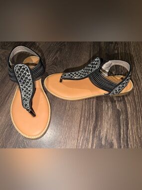 Jessica Cline Rebecca Black Rhinestone Stretch Thong Sandals Women’s 7